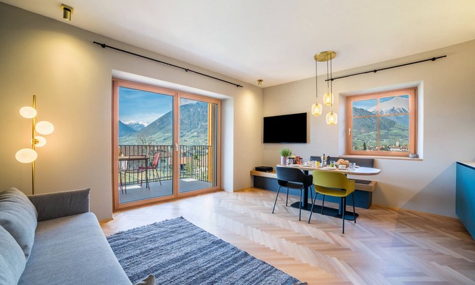 Merano Apartamento | Apartamento 'Villa Rosa Unterschöberlehof - Eliza' con vistas a la montaña