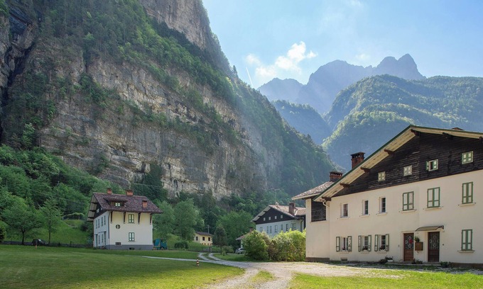 Sedico Apartamento | Apartamento 'Villa Stanga' con vistas a la montaña, jardín privado y Wi-Fi
