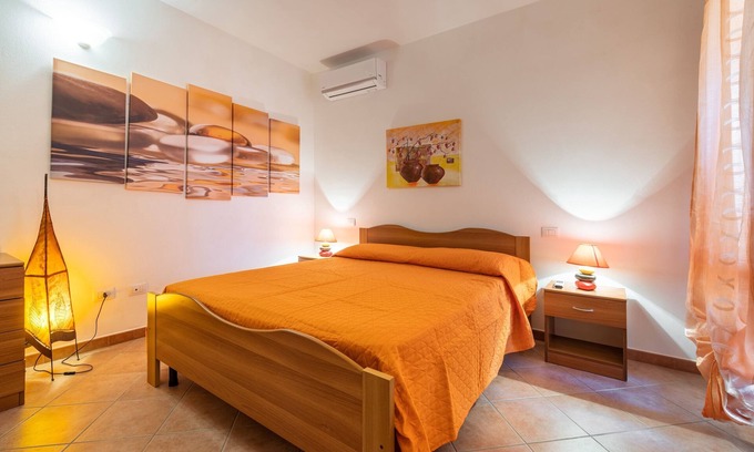 Pula Casa | Apartamento "Villetta Nora" Cerca de la Playa con Aire acondicionado y Terraza