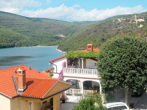 Duga Luka Apartamento | Apartment Violetta-2 by Interhome