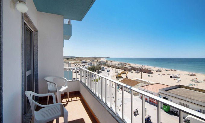 Armacao de Pera Apartamento | Apartamento Vista Mar 4ºE en la playa, A/C y balcón