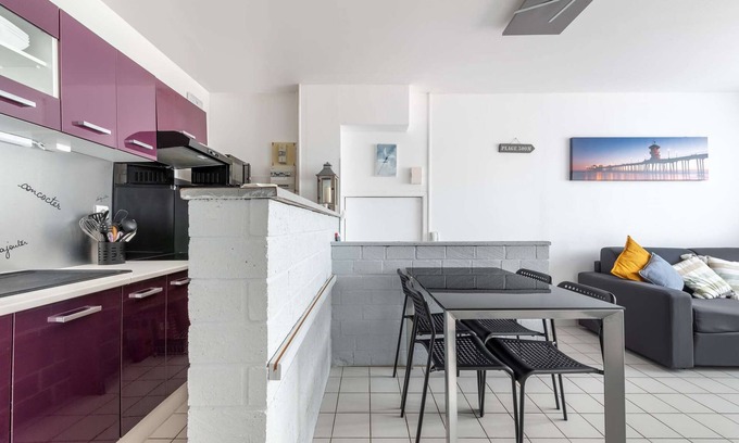 Courseulles-sur-Mer Apartamento | Apartment with back to marina - Close to beach