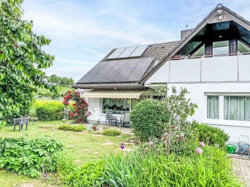 Bischoffingen Apartamento | Apartment Weinbergblick by Interhome
