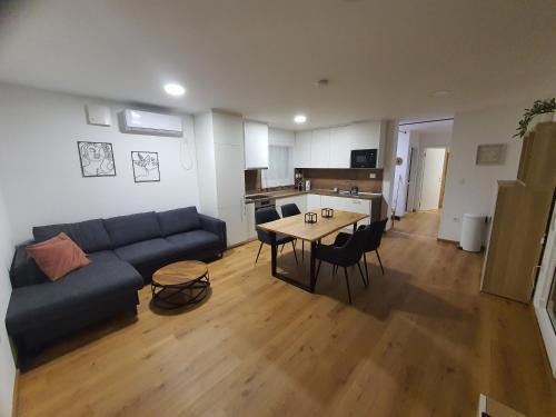 Thannhausen Apartamento | Apartment Weizblick