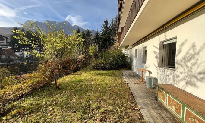 Cortina d'Ampezzo Historic Centre Apartamento | Apartment with garden in Cortina.
