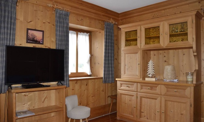 Cortina d'Ampezzo Apartamento | Apartment with three bedrooms and garden in Chiave