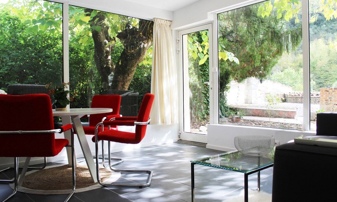 La Colle-sur-Loup Apartamento | Apartment with private terrace, pools access and parking