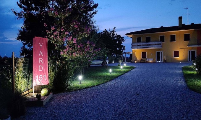 Noventa di Piave Apartamento | Apartamento con entrada independiente