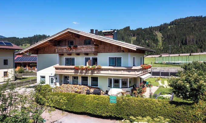 Am Feuersang Apartamento | Apartment with 2 bedrooms and bathroom