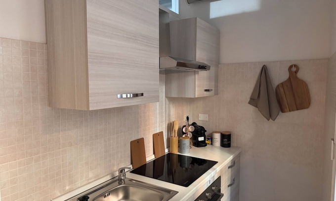 Albano Laziale Apartamento | Apartment with 2 Double Bedrooms and 2 Bathrooms, Historic Center Albano Laziale