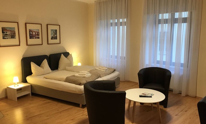 Altstadt Apartamento | Apartamento de 3 dormitorios y balcón en el casco antiguo de Görlitz.