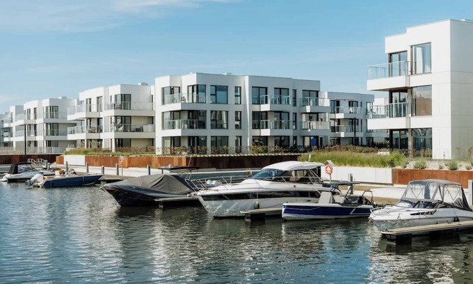 Orlinki Apartamento | Apartament with terrace and Marina view