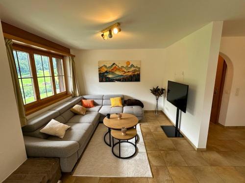 Kublis Apartamento | Apartment with Balcony & Mountain View