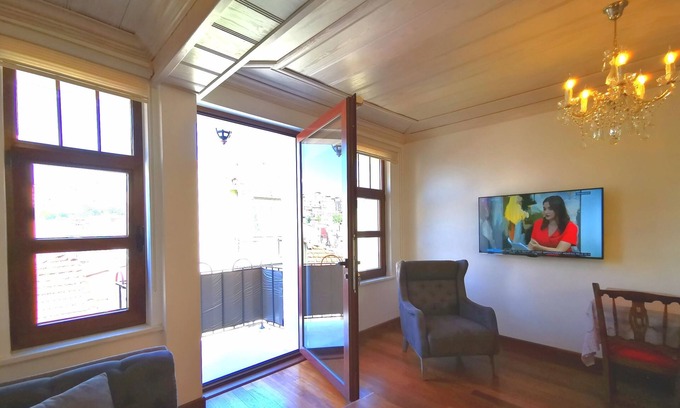 Balat Apartamento | Apartamento con balcón en balat