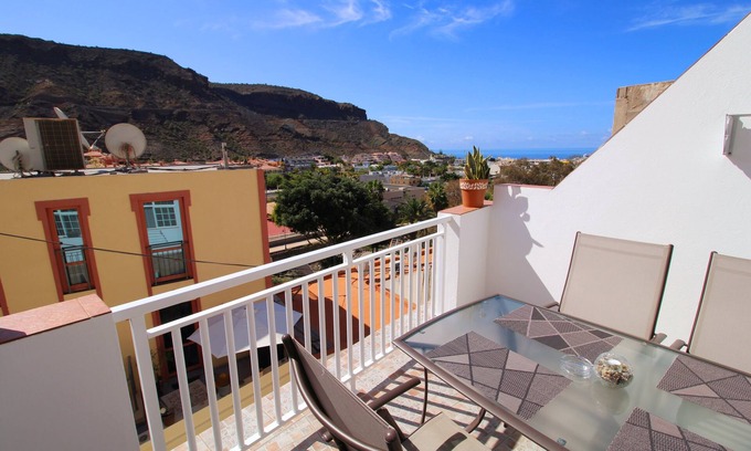 Lomo Quiebre Apartamento | Apartamento con terraza privada y vistas al mar en Puerto de Mogán