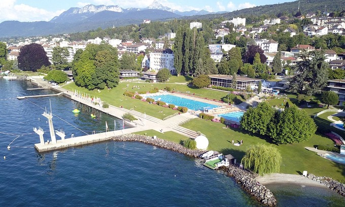 Evian-les-Bains Apartamento | Apartamento con piscina y parking en Évian-les-Bains