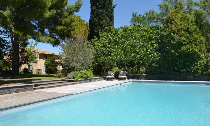 Aix-en-Provence Casa | Apartamento con jardín y piscina en una casa de campo provenzal