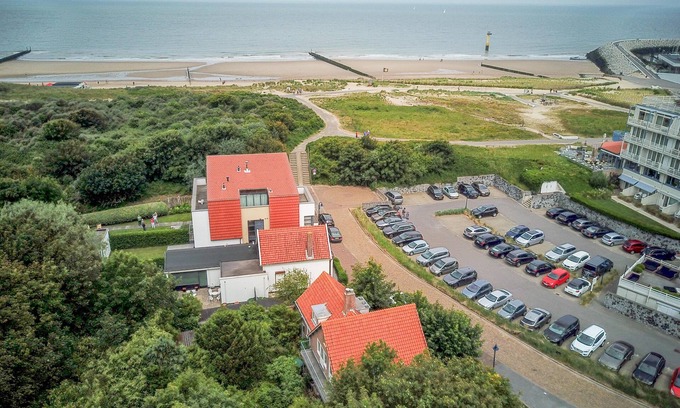 Cadzand-Bad Apartamento | Apartment with garden directly at the beach