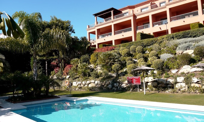 New Golden Mile Apartamento | Apartment with garden on residential estate (Villa Padierna) Golf&Seaviews