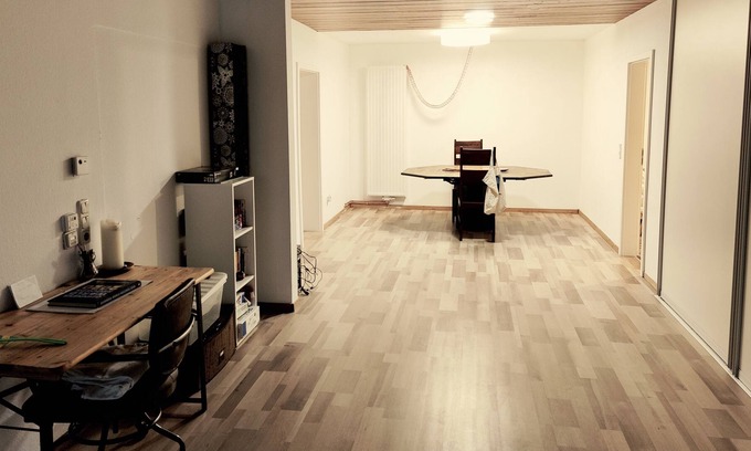 Hohenhaus Apartamento | Apartment with garden, living room and kitchen in Cologne
