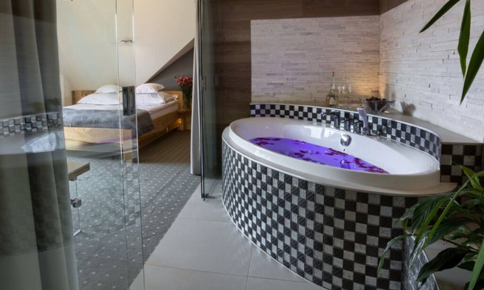 Poronin Apartamento | Apartment with JACUZZI & Fireplace in Tatra