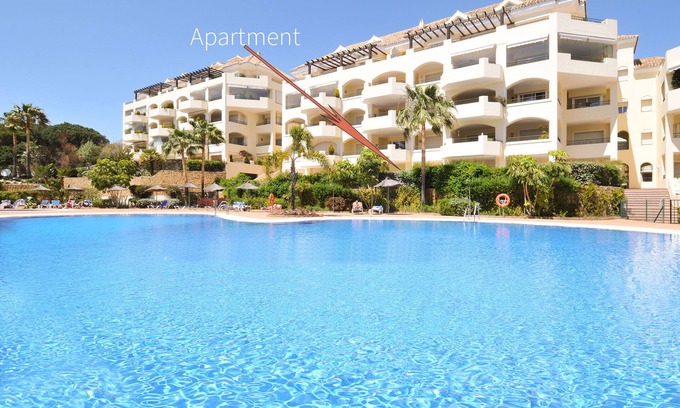 Nikki Beach Apartamento | Apt con amplia terraza, piscina comunitaria y solo 300 metros de la playa!