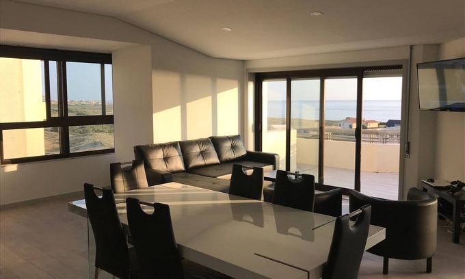 Arvore Apartamento | Apartamento con magnificas vistas al mar.