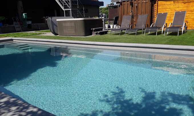 Leopoldsburg Apartamento | Apartment with pool jacuzzi 3 bedrooms