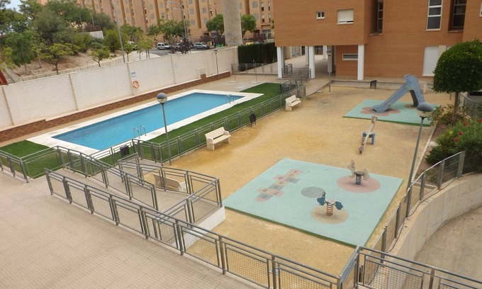 Lo Morant-San Nicolas de Bari Apartamento | Apartamento con piscina en Alicante