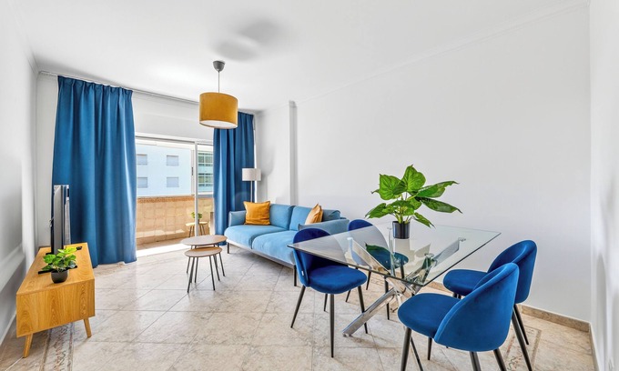 Parede Apartamento | Apartment with sea view