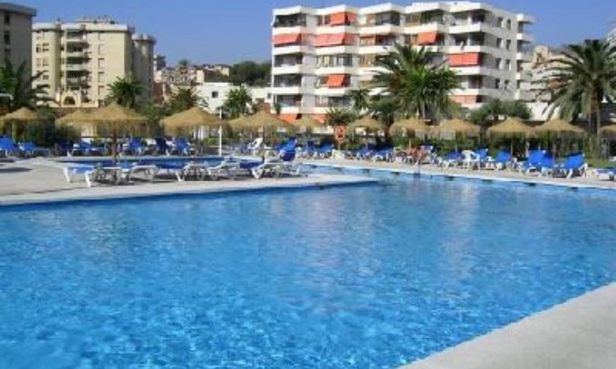 Torremolinos City Centre Apartamento | Apartamento con terraza soleada en La Nogalera con piscina, cerca de la playa
