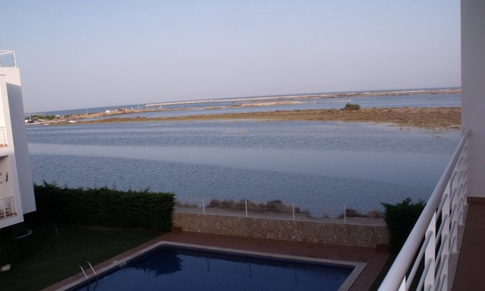 Fuseta Apartamento | apartamento con piscina y magnificas vistas al mar