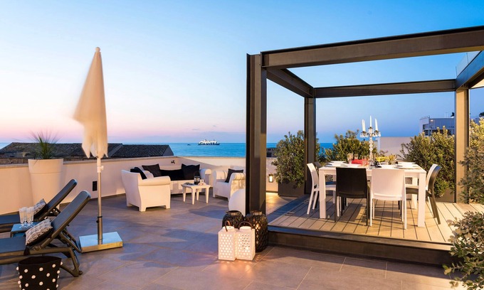 Trapani City Centre Apartamento | Apartment with terrace in the centre, 300 metres from the beach, Trapani
