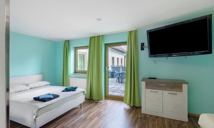 Markt Erlbach Apartamento | Apartamento 'Wohnung 17' con terraza privada, jardín compartido y Wi-Fi