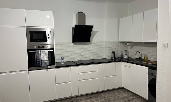 Yutz Apartamento | Apartment, Yutz