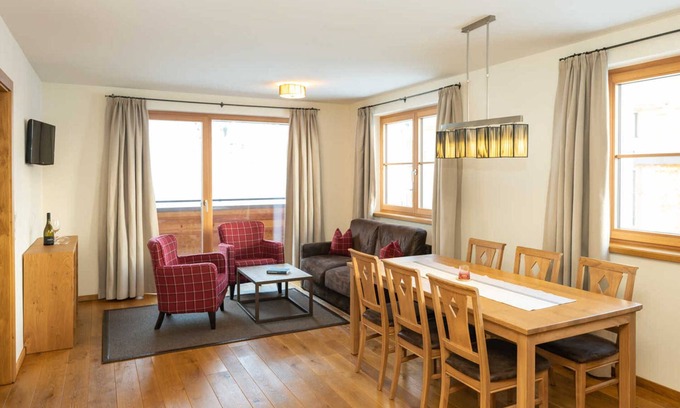 Warth Apartamento | Apartment Zenzi - AlpHus Appartements
