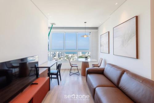 Itajai Apartamento | Apartamentos a 850m de Praia Brava - RCX