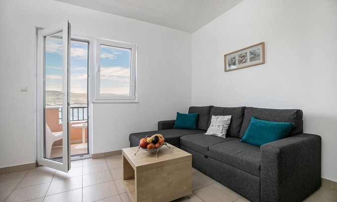 Arbanija Apartamento | Apartamentos junto al mar - A2