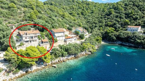 Ubli Apartamento | Apartments by the sea Ubli, Lastovo - 16599