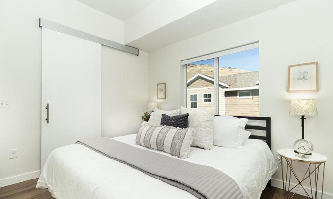 Capitol Hill Apartamento | Apartments Close to Downtown, Conventions, Airport, Mountains, Shopping