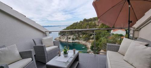 Cove Osibova (Milna) Apartamento | Apartments Ivano