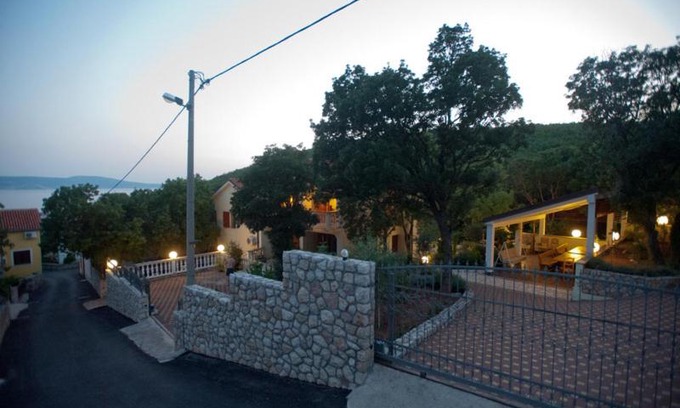 Povile Apartamento | Apartments Marinko