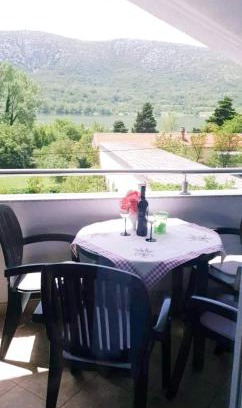 Tribalj Apartamento | Apartments Nevistic