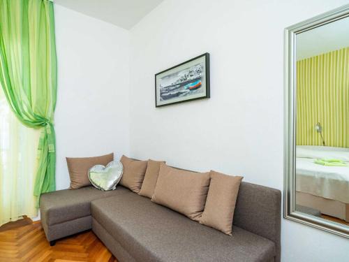 Lumbarda Apartamento | Apartments Nikolina LU - Two-Bedroom Apartment with Terrace