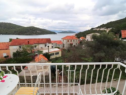 Polace Apartamento | Apartments Nodilo - Comfort One Bedroom Apartment with Balcony and Sea View Apt 3