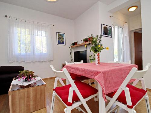 Polace Apartamento | Apartments Nodilo - One Bedroom Apartment with Balcony and Sea View Apt 1