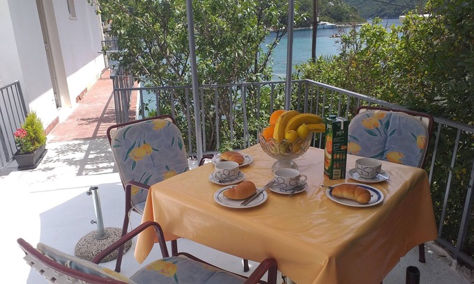 Okuklje Apartamento | Apartments Paolo - Apartamento de un dormitorio con terraza y vistas al mar - ATRACTIVO