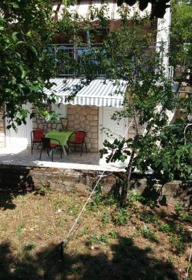 Klenovica Apartamento | Apartments Popi