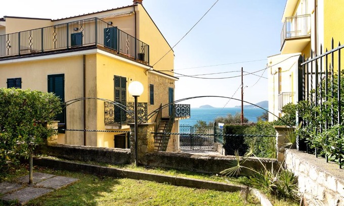 Tellaro Casa | Apartments Tellaro