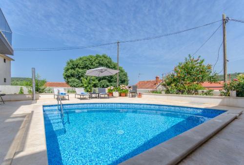 Veliki Drvenik Apartamento | Apartments Villa LA